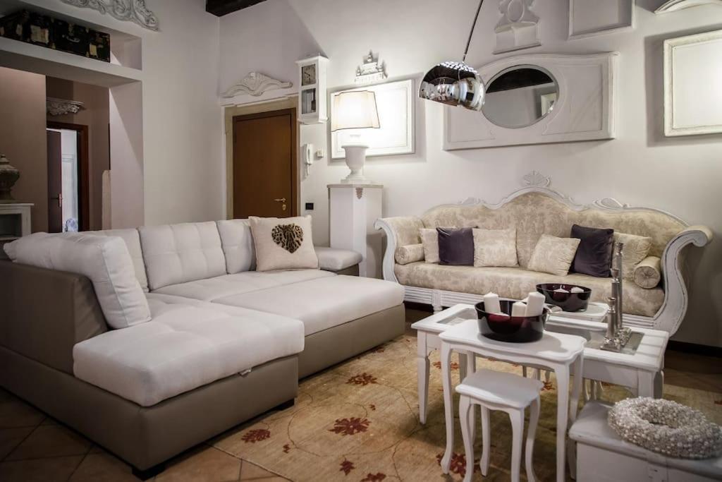 Piazza Erbe Luxury Apartment Verona Exteriér fotografie